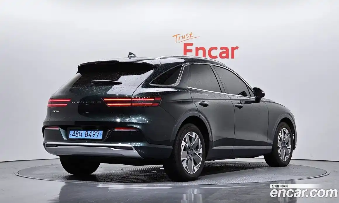 Genesis GV70 2022 0.1 Автомат в Москве № 25054, фото 18