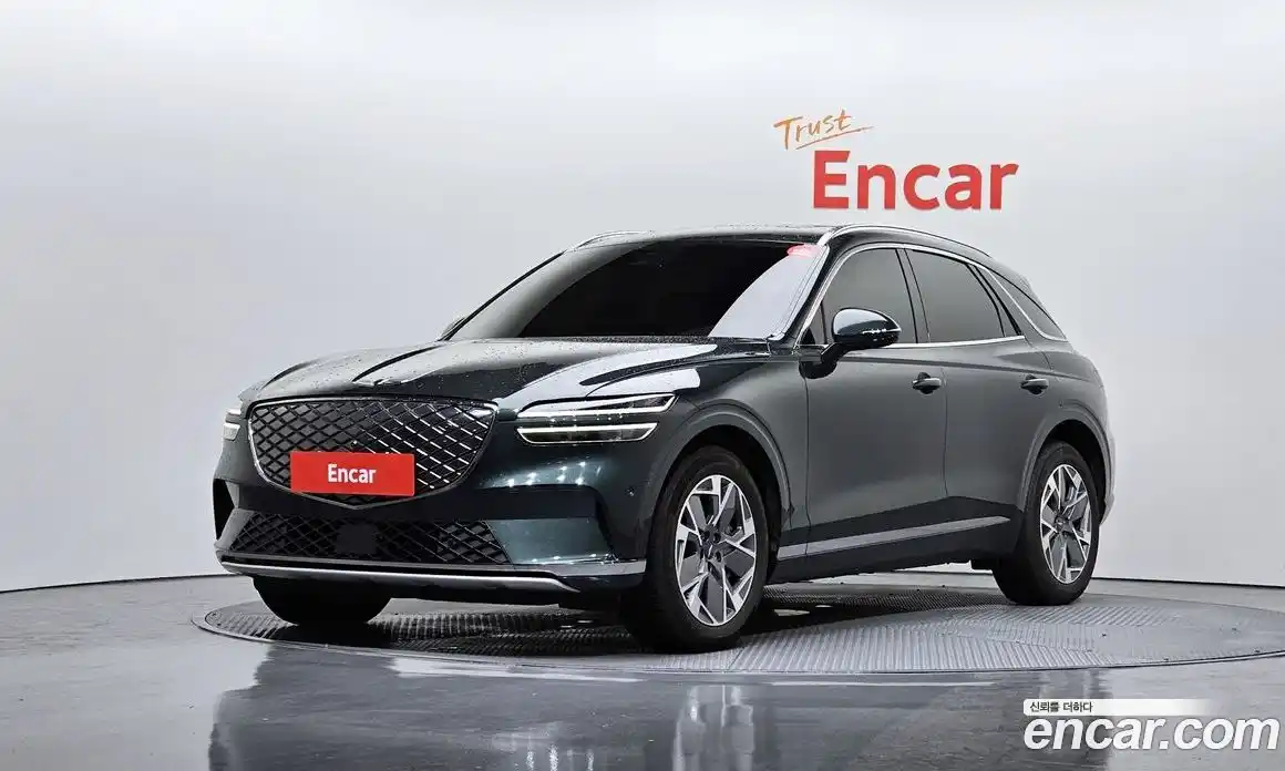 Genesis GV70 2022 0.1 Автомат в Москве № 25054, фото 2