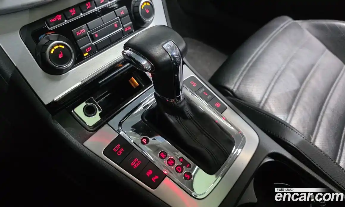 Volkswagen CC 2011 2.0 Автомат в Москве № 254791, фото 17