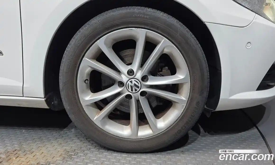 Volkswagen CC 2011 2.0 Автомат в Москве № 254791, фото 19