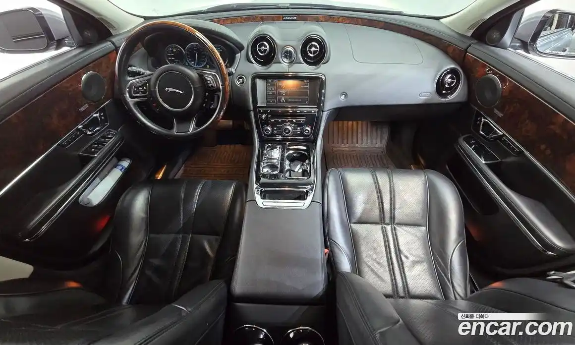 Jaguar XJ 2014 3.0 Автомат в Москве № 256097, фото 16