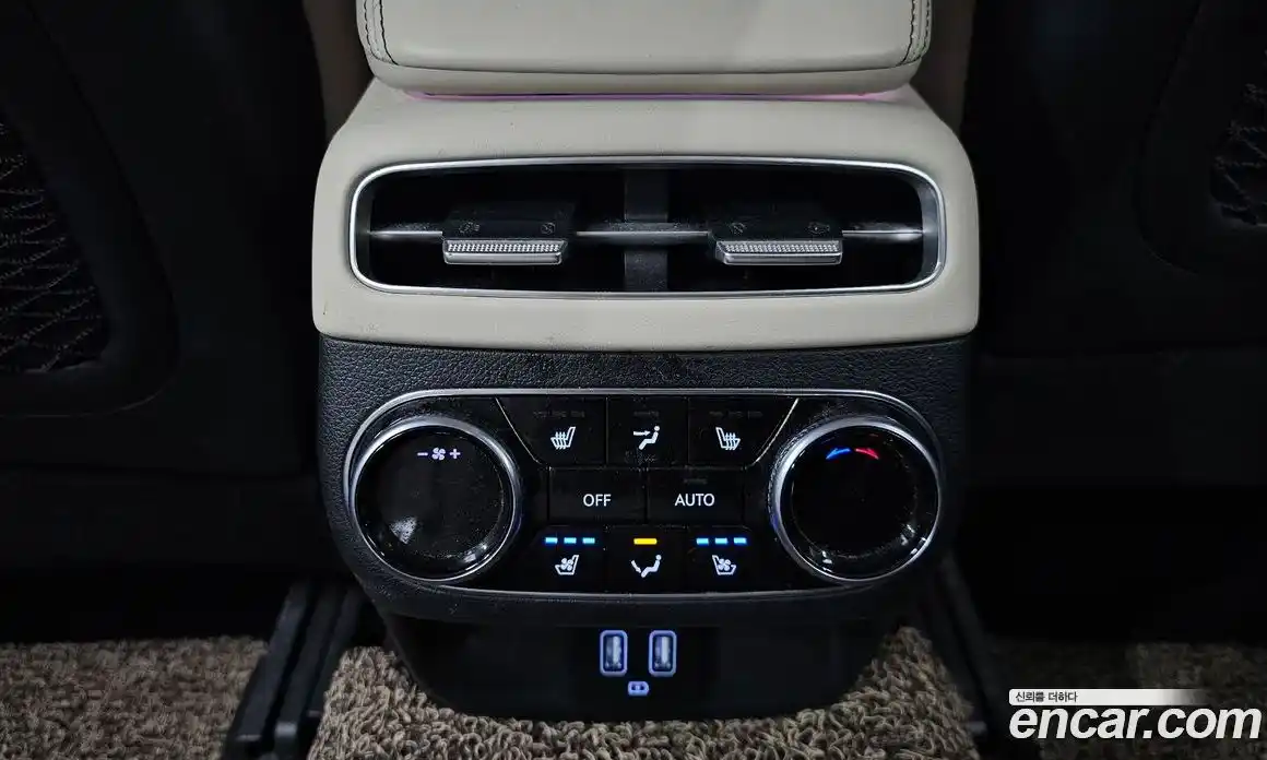 Genesis GV70 2021 2.5 Автомат в Москве № 25959, фото 17