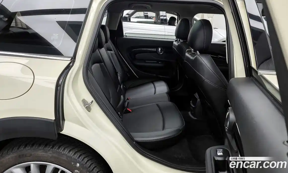 Mini Clubman 2016 1.5 Автомат в Москве № 271955, фото 17