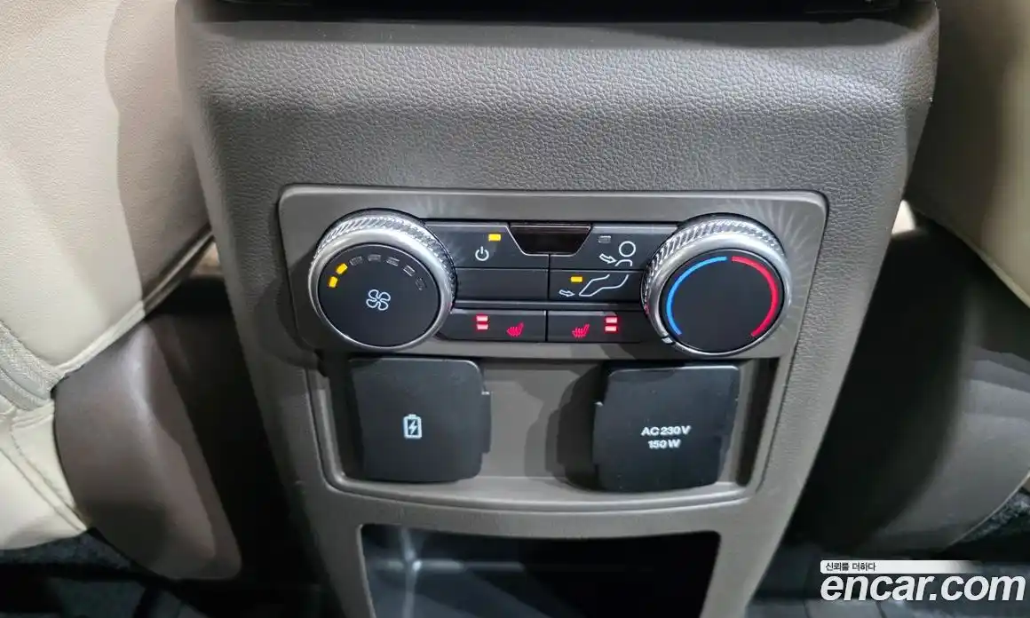 Ford Explorer 2021 3.0 Автомат в Москве № 272995, фото 17