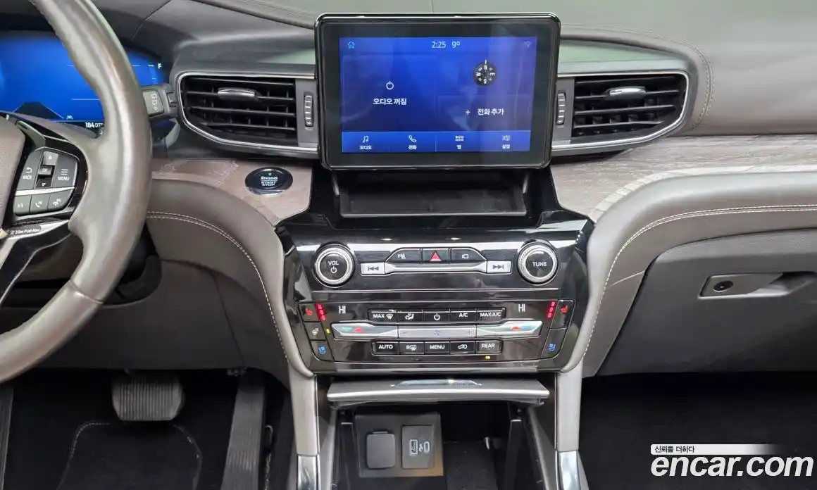 Ford Explorer 2021 3.0 Автомат в Москве № 272995, фото 18