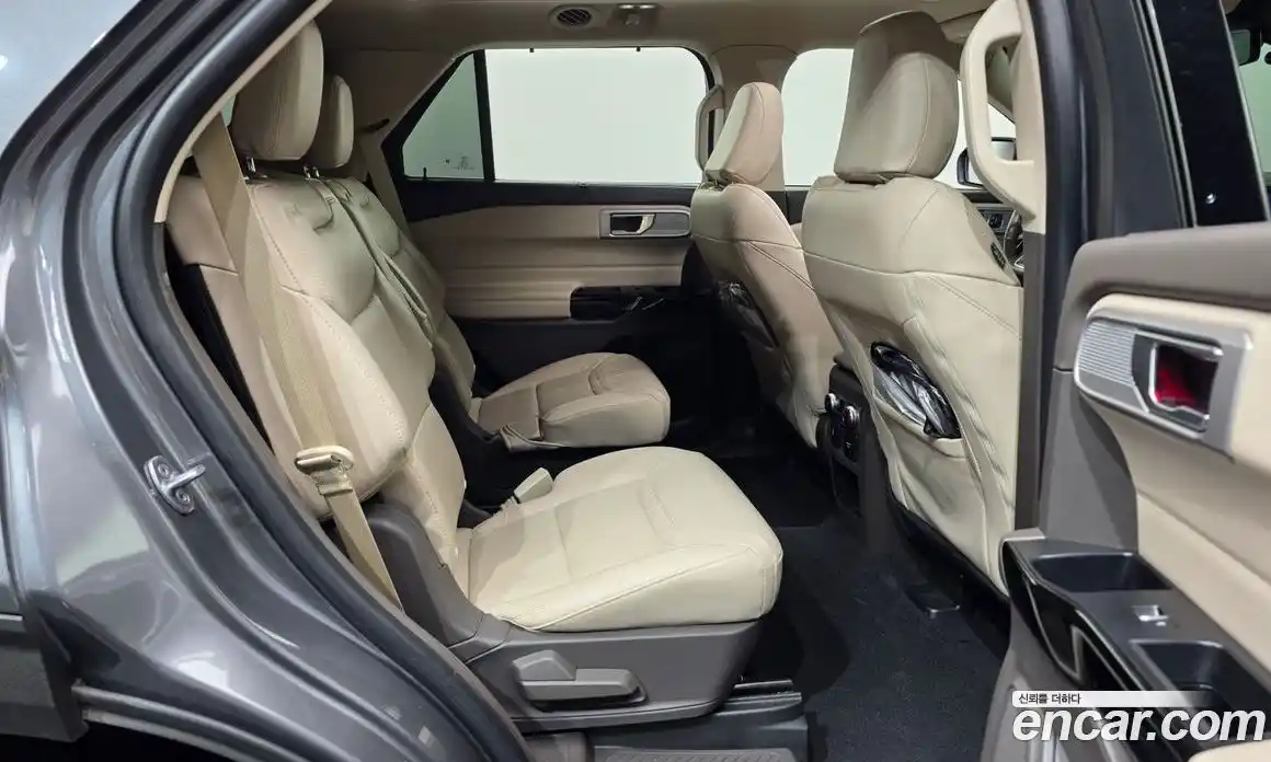 Ford Explorer 2021 3.0 Автомат в Москве № 272995, фото 19