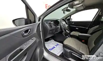 Renault QM3 2014 1.5 Автомат в Москве № 275358, миниатюра 8