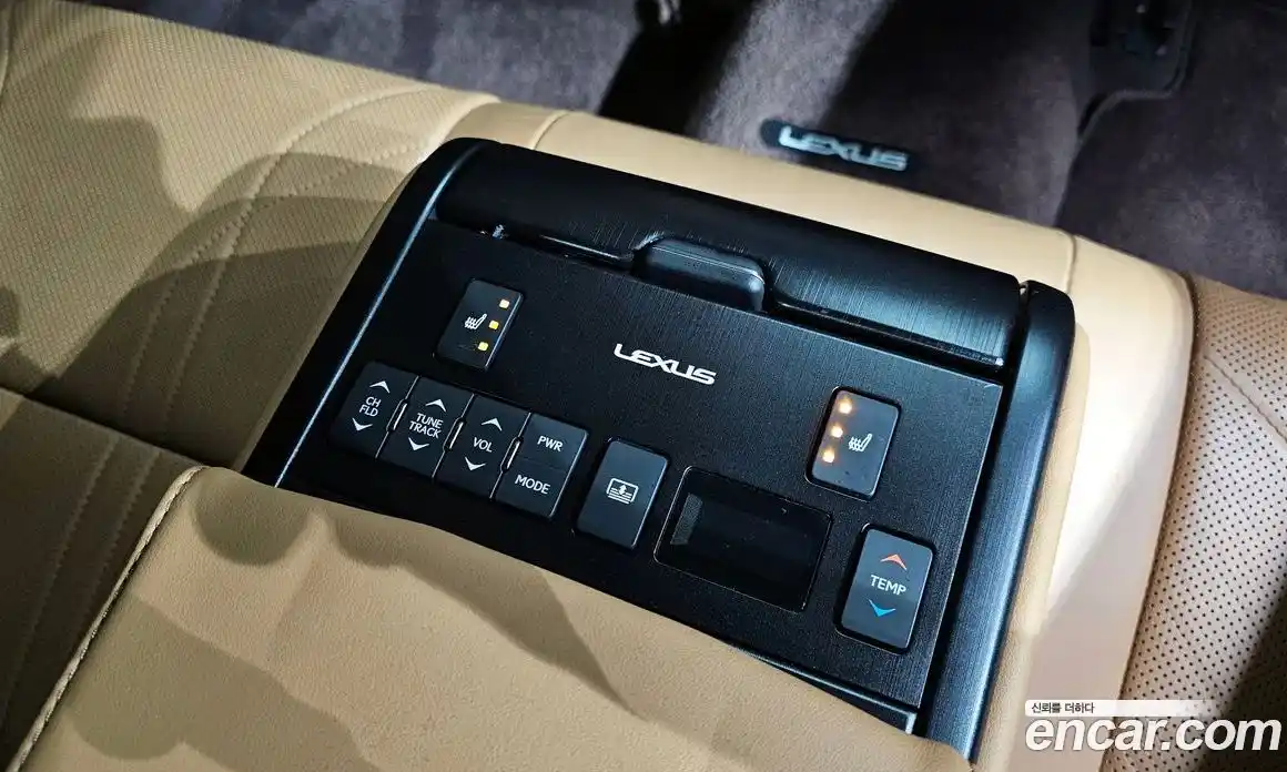 Lexus ES 2021 2.5 Автомат в Москве № 275637, фото 16