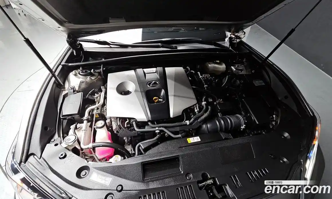 Lexus ES 2021 2.5 Автомат в Москве № 275637, фото 18