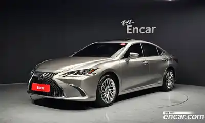 Lexus ES 2021 2.5 Автомат в Москве № 275637, миниатюра 3