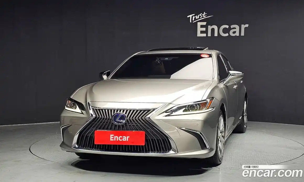Lexus ES 2021 2.5 Автомат в Москве № 275637, фото 10