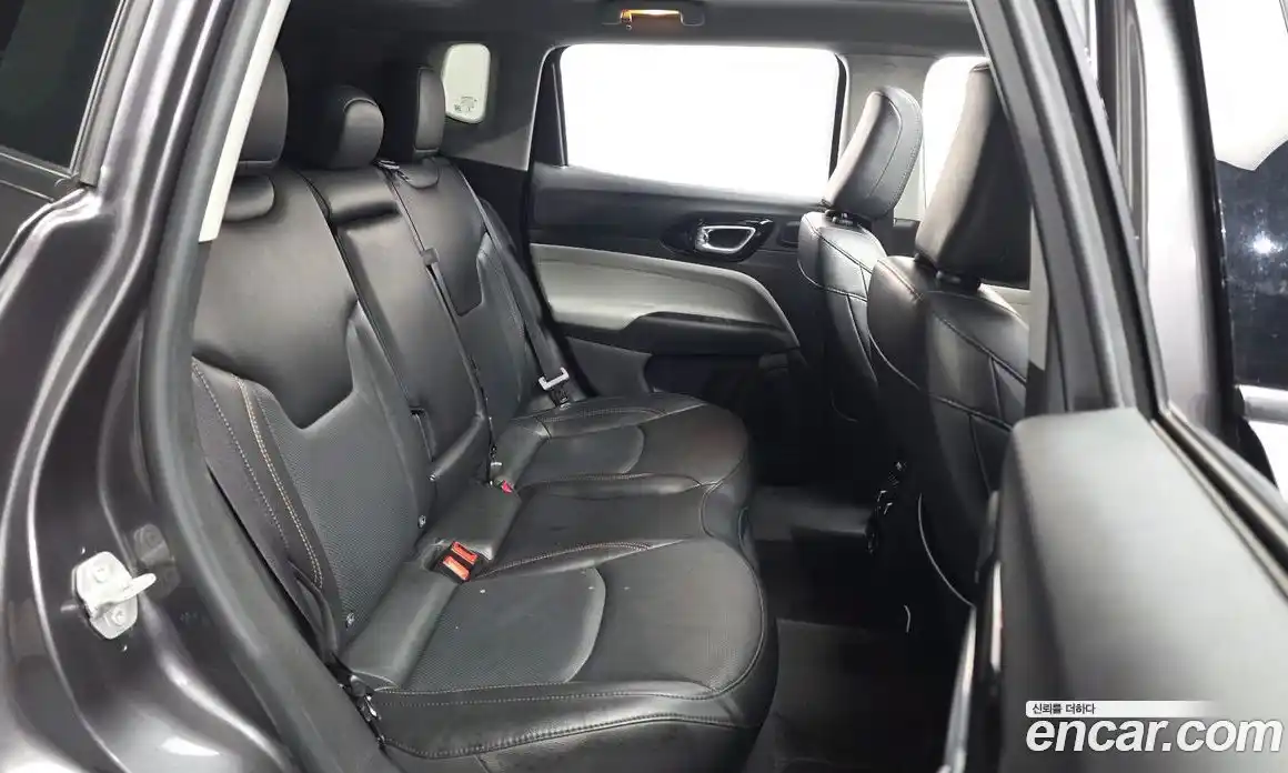 Jeep Compass 2022 2.4 Автомат в Москве № 278636, фото 12