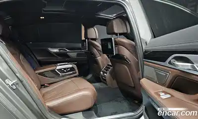 BMW 7-Series 2018 3.0 Автомат в Москве № 284324, миниатюра 3