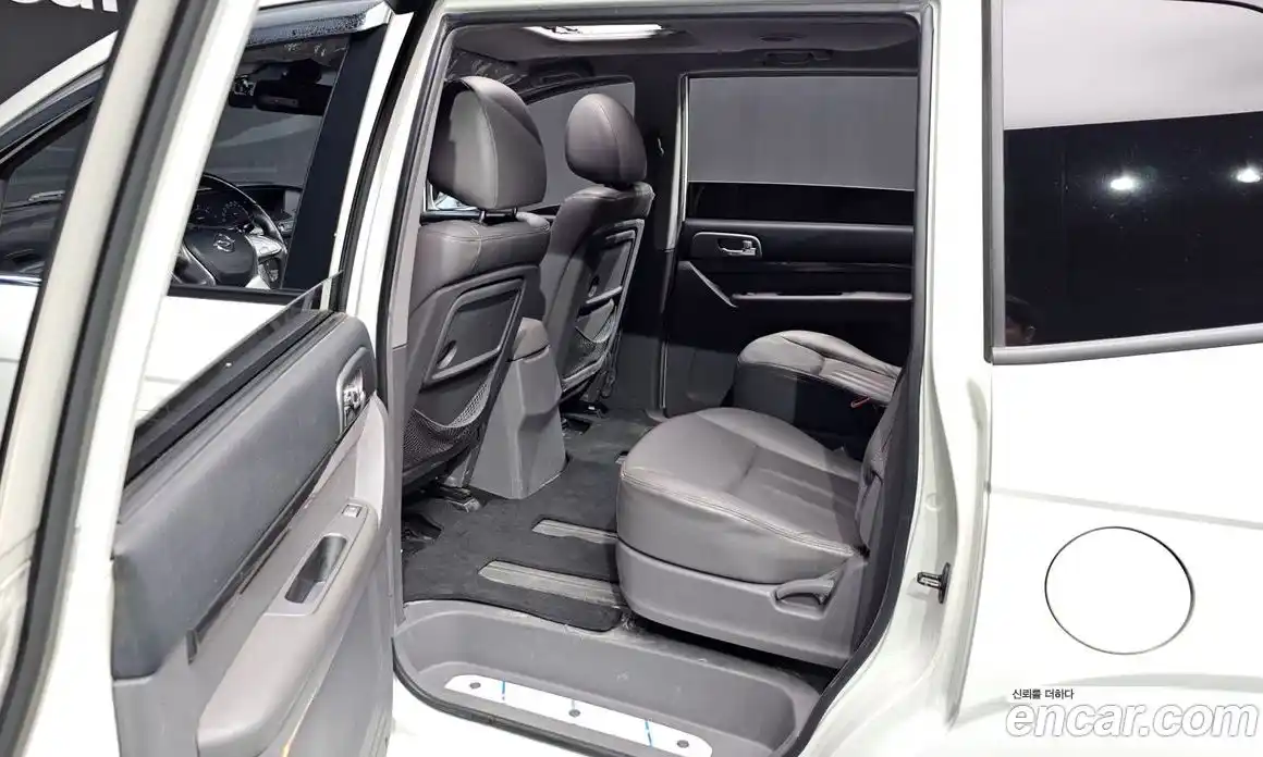 SsangYong Korando 2015 2.0 Автомат в Москве № 29444, фото 14