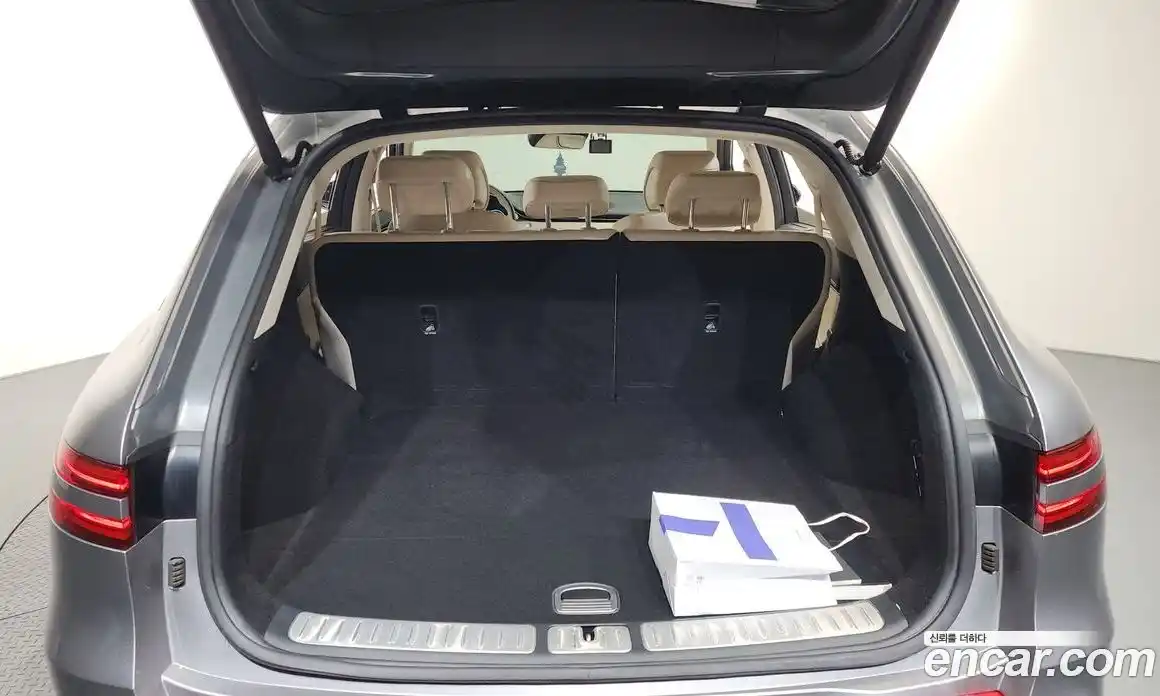 Genesis GV70 2022 2.5 Автомат в Москве № 298847, фото 3