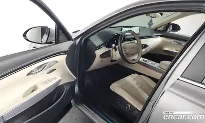 Genesis GV70 2022 2.5 Автомат в Москве № 298847, миниатюра 10