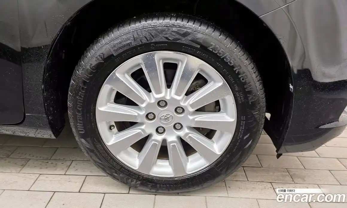 Toyota Sienna 2015 3.5 Автомат в Москве № 302638, фото 12