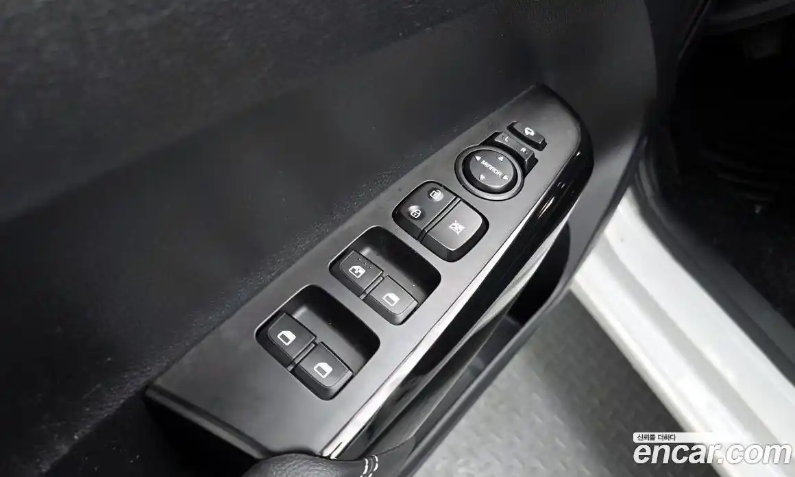 Kia Morning 2024 1.0 Автомат в Москве № 307963, фото 17