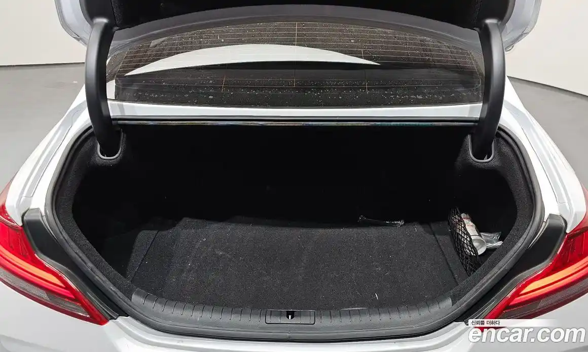 Genesis G70 2018 2.0 Автомат в Москве № 322750, фото 16