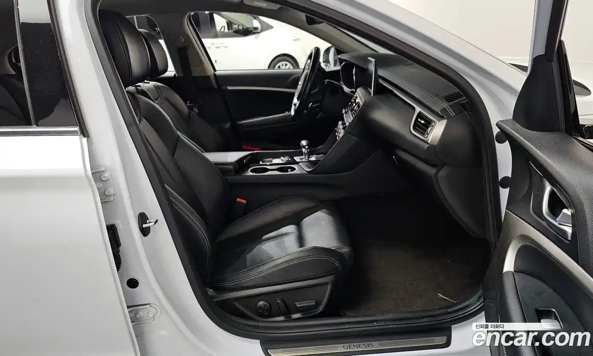 Genesis G70 2018 2.0 Автомат в Москве № 322750, фото 20