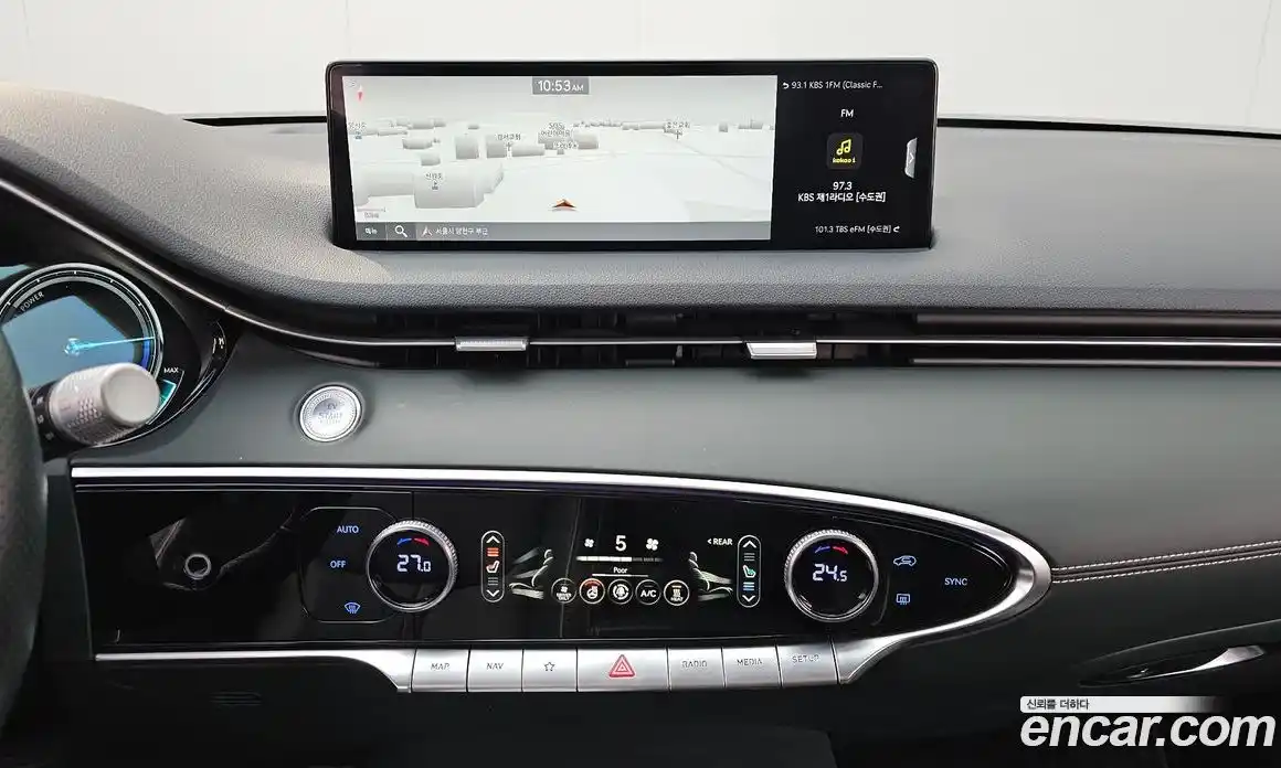 Genesis GV70 2022 0.1 Автомат в Москве № 322778, фото 14