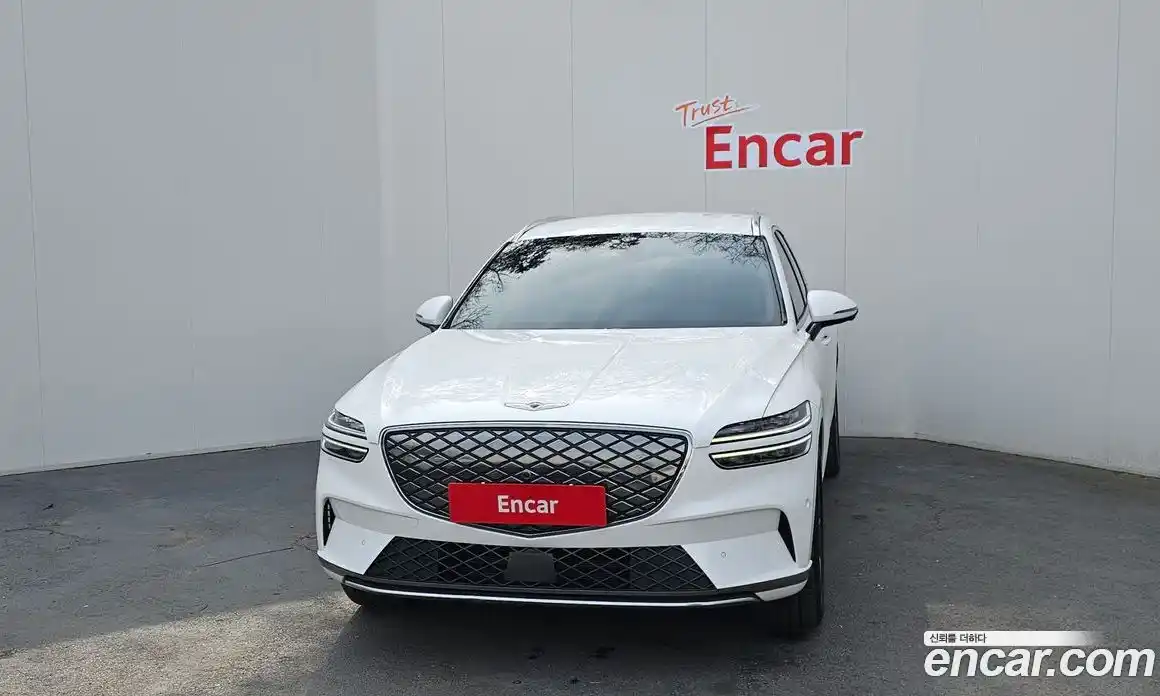 Genesis GV70 2022 0.1 Автомат в Москве № 322778, фото 15