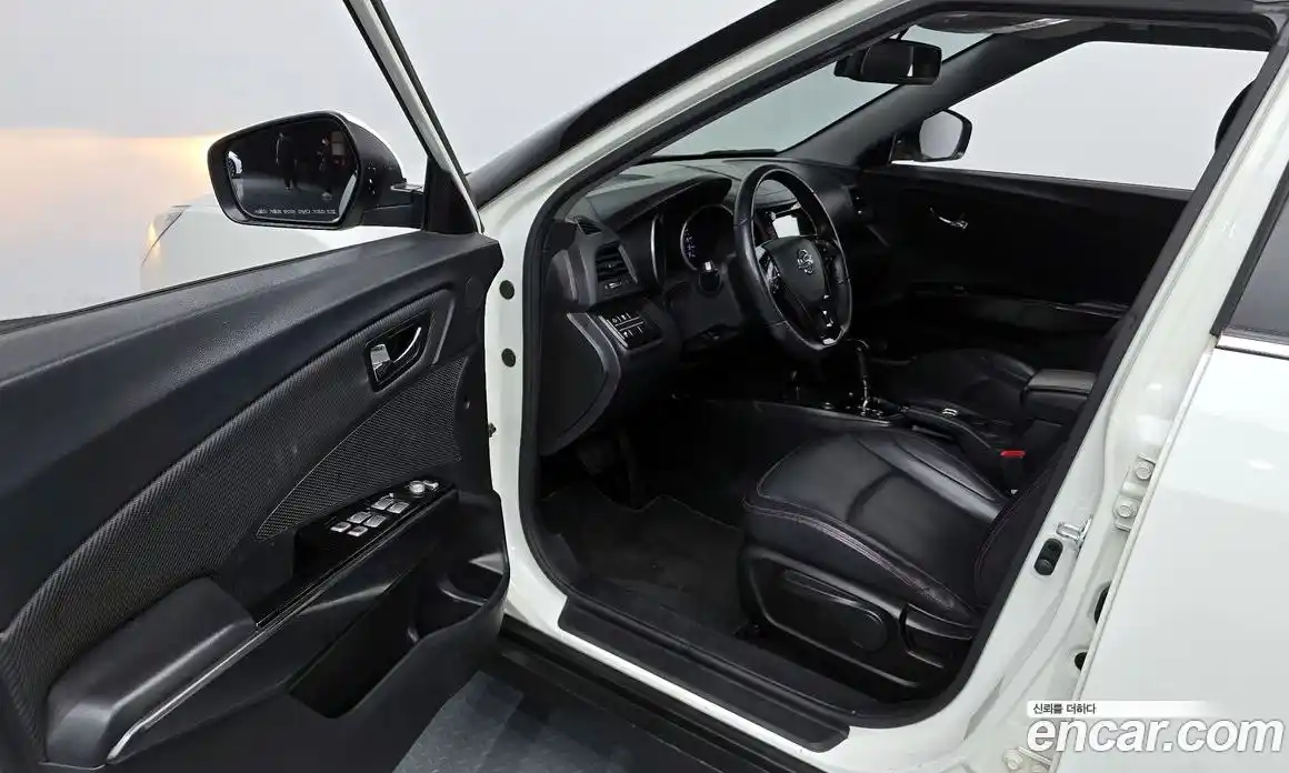 SsangYong TIBOLI 2017 1.6 Автомат в Москве № 33057, фото 14