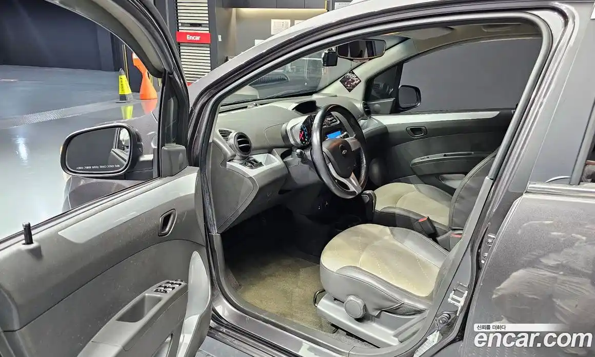 Chevrolet Spark 2014 1.0 Автомат в Москве № 332846, фото 11