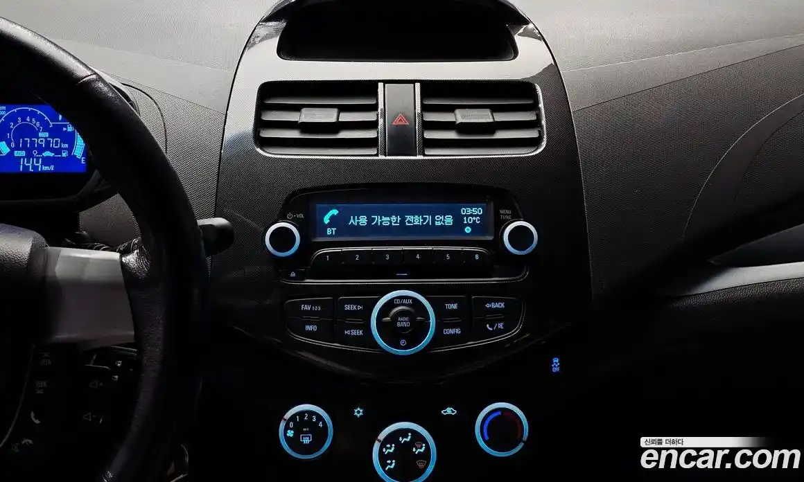 Chevrolet Spark 2014 1.0 Автомат в Москве № 332846, фото 15