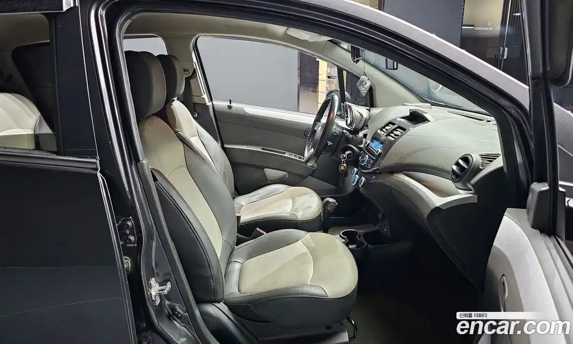 Chevrolet Spark 2014 1.0 Автомат в Москве № 332846, фото 20