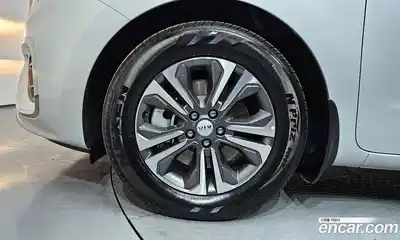 Kia Canival 2019 2.2 Автомат в Москве № 337145, миниатюра 4