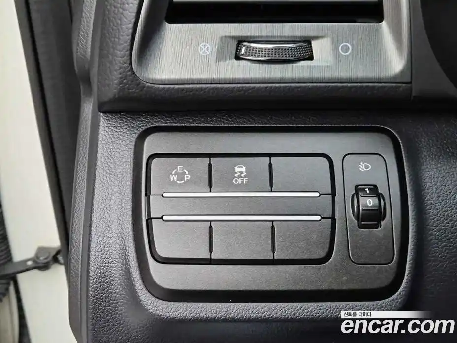 SsangYong TIBOLI 2018 1.6 Автомат в Москве № 33941, фото 4