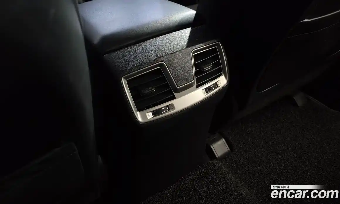 SsangYong Rexton 2018 2.2 Автомат в Москве № 35171, фото 16