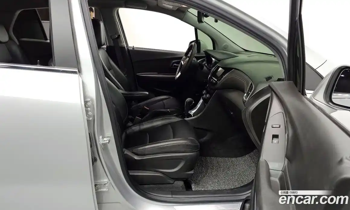 Chevrolet Trax 2017 1.4 Автомат в Москве № 42177, фото 5