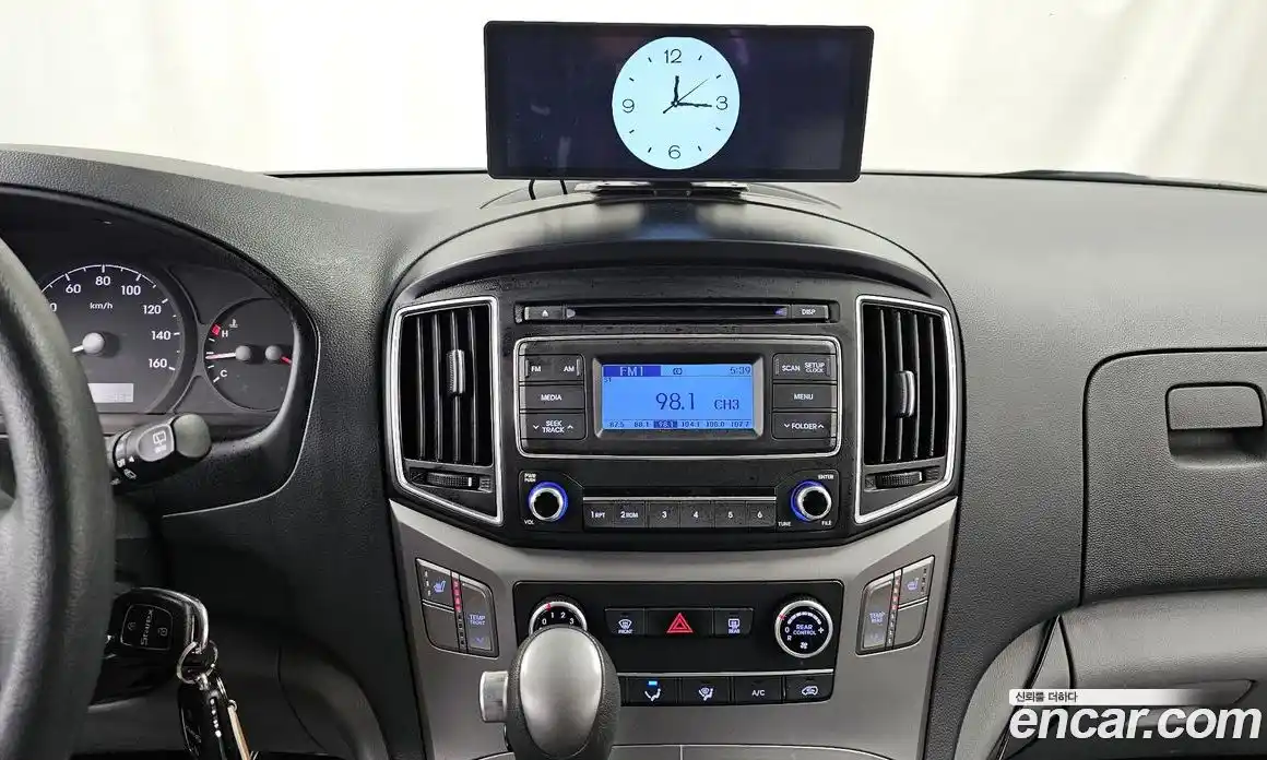 Hyundai Starex 2017 2.4 Автомат в Москве № 43549, фото 15