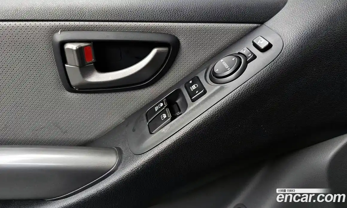 Hyundai Starex 2017 2.4 Автомат в Москве № 43549, фото 16