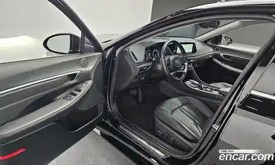 Hyundai Sonata 2022 2.0 Автомат в Москве № 48195, миниатюра 4