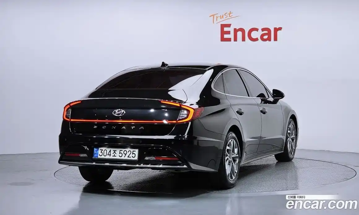 Hyundai Sonata 2022 2.0 Автомат в Москве № 48195, фото 10