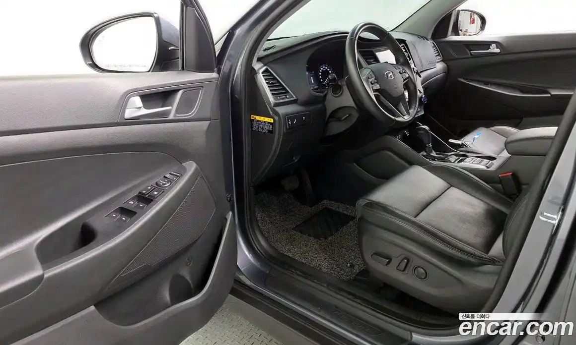 Hyundai Tucson 2018 1.7 Автомат в Москве № 49458, фото 10