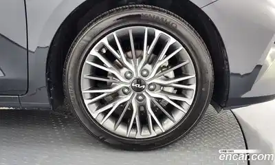 Kia K3 2022 1.6 Автомат в Москве № 9786, миниатюра 3