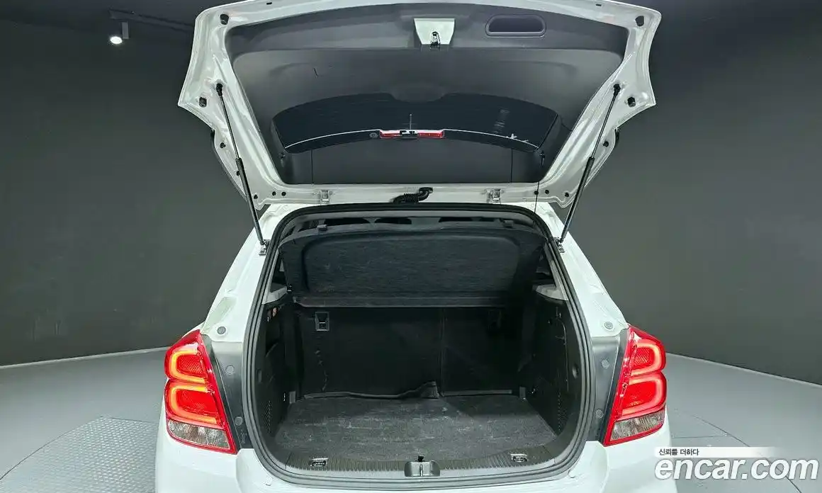 Chevrolet Trax 2019 1.6 Автомат в Москве № 105480, фото 3