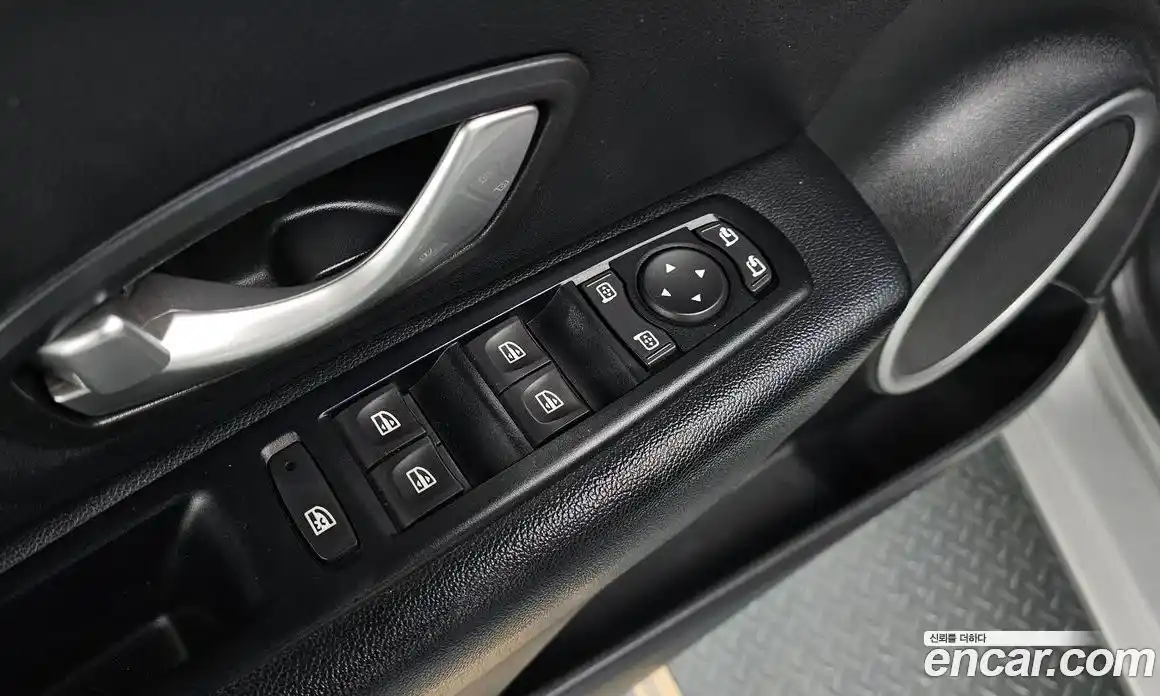 Renault SM3 2016 1.6 Автомат в Москве № 106574, фото 9