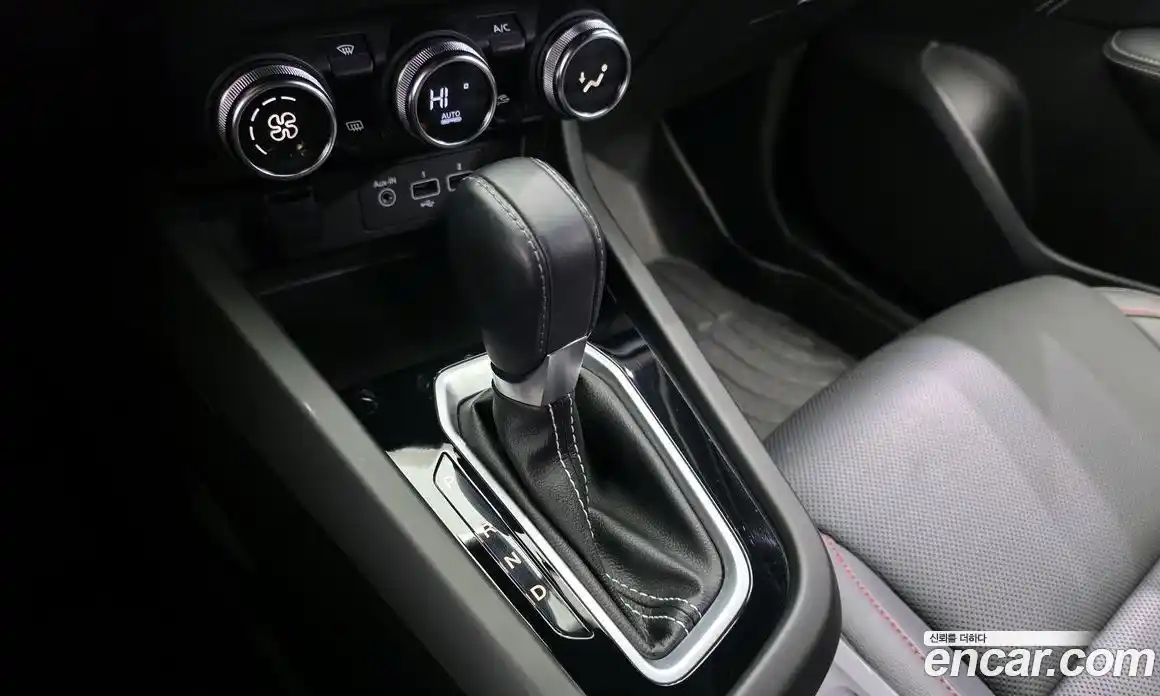 Renault XM3 2023 1.3 Автомат в Москве № 107091, фото 1