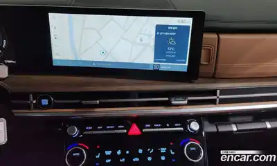 Hyundai Santa Fe 2024 1.6 Автомат в Москве № 107955, миниатюра 5