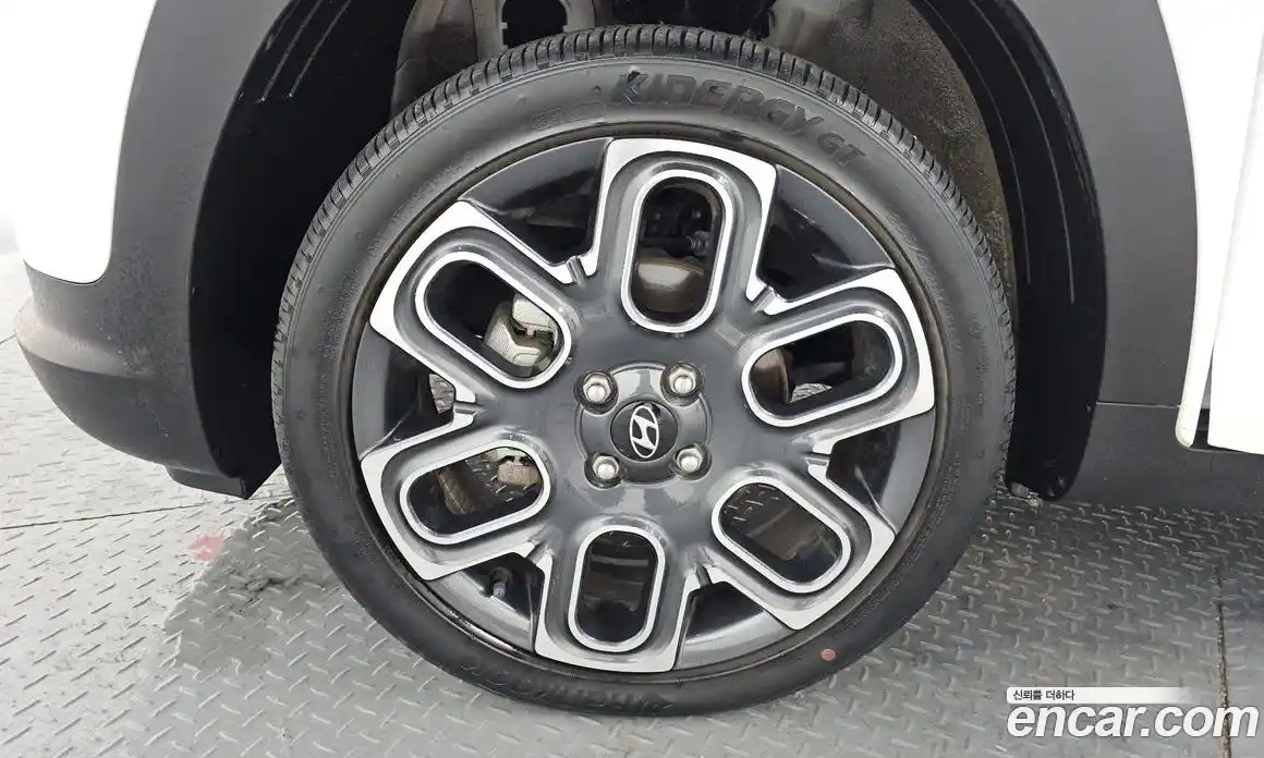 Hyundai Casper 2022 1.0 Автомат в Москве № 108112, фото 14