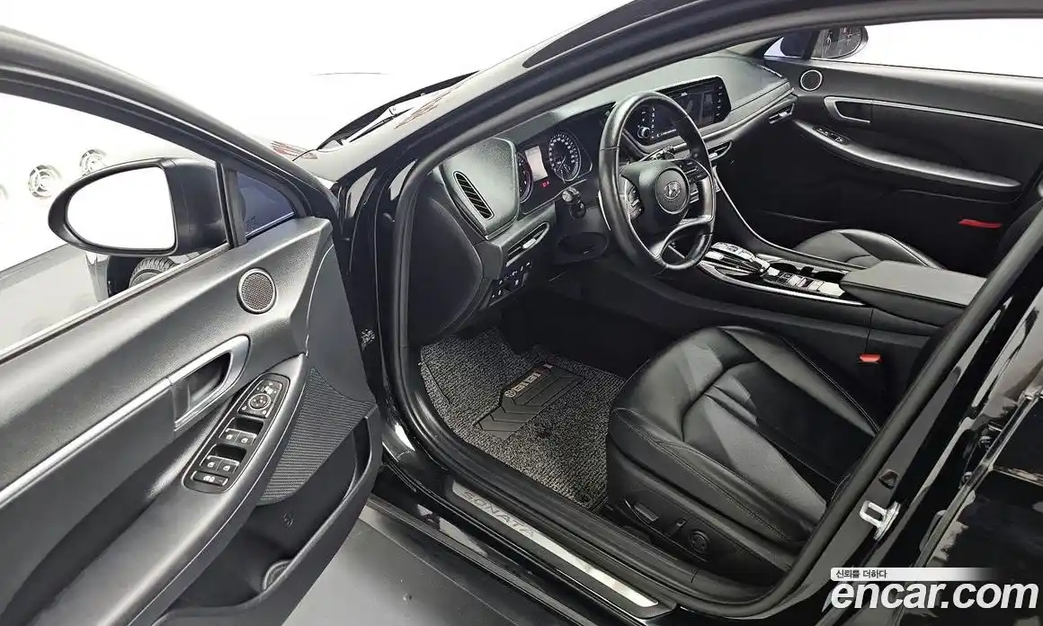 Hyundai Sonata 2021 2.0 Автомат в Москве № 108652, фото 1