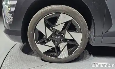 Hyundai Kona 2023 1.6 Автомат в Москве № 109417, миниатюра 2