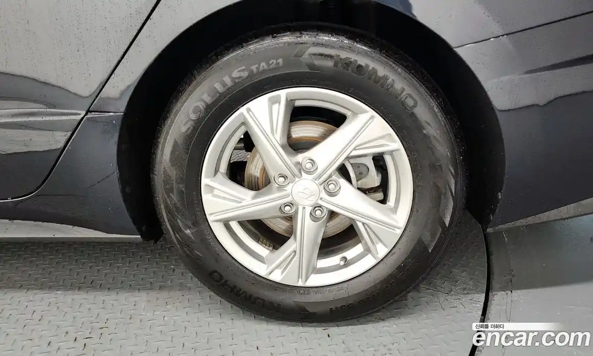 Hyundai Sonata 2022 2.0 Автомат в Москве № 110639, фото 15