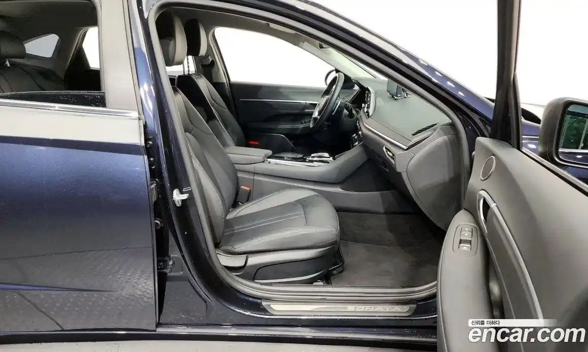 Hyundai Sonata 2022 2.0 Автомат в Москве № 110639, фото 19