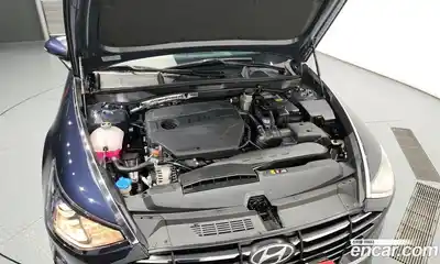 Hyundai Sonata 2022 2.0 Автомат в Москве № 110639, миниатюра 8